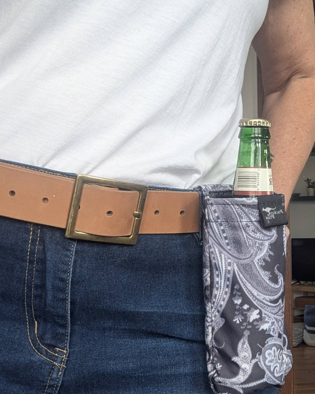 Motice Pockets Medium Long Magnetic Pocket | Pocket Plus