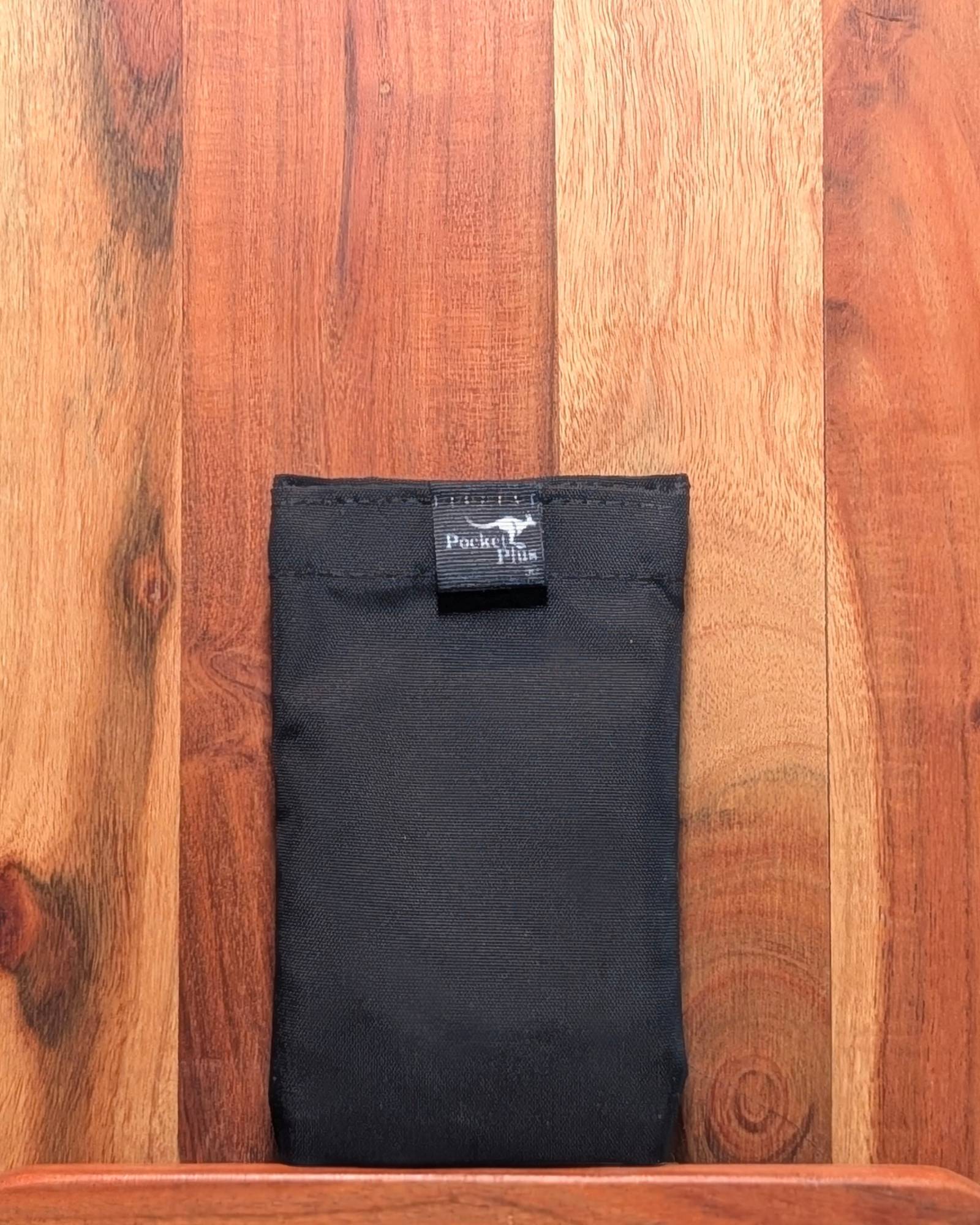 Extra Small | 3⅝" W × 6" H