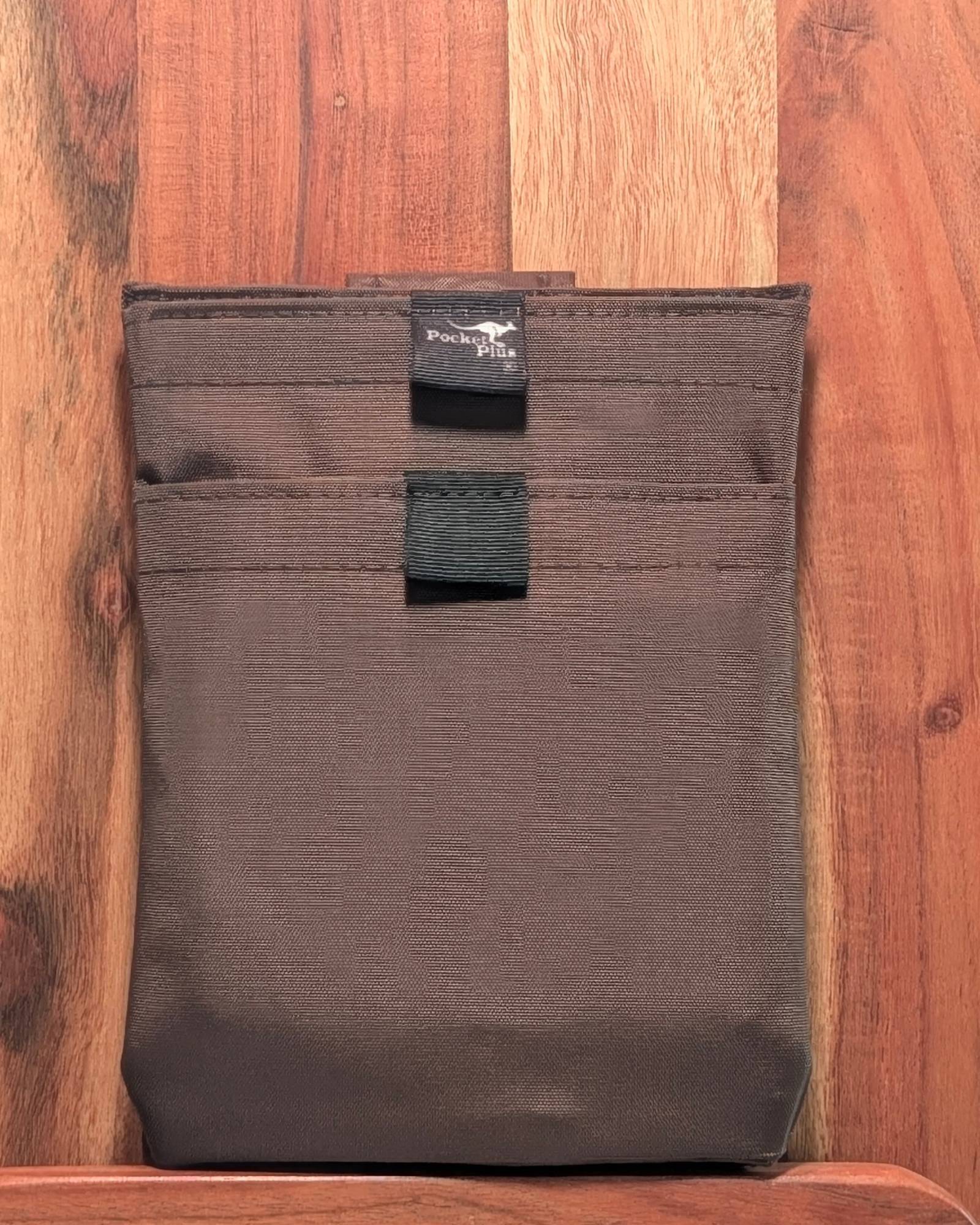 Large | 5½" W × 7¼" H