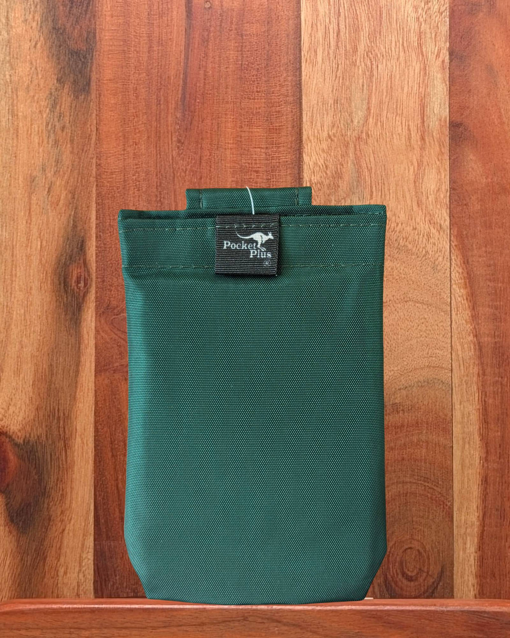 Large | 5½" W × 7¼" H