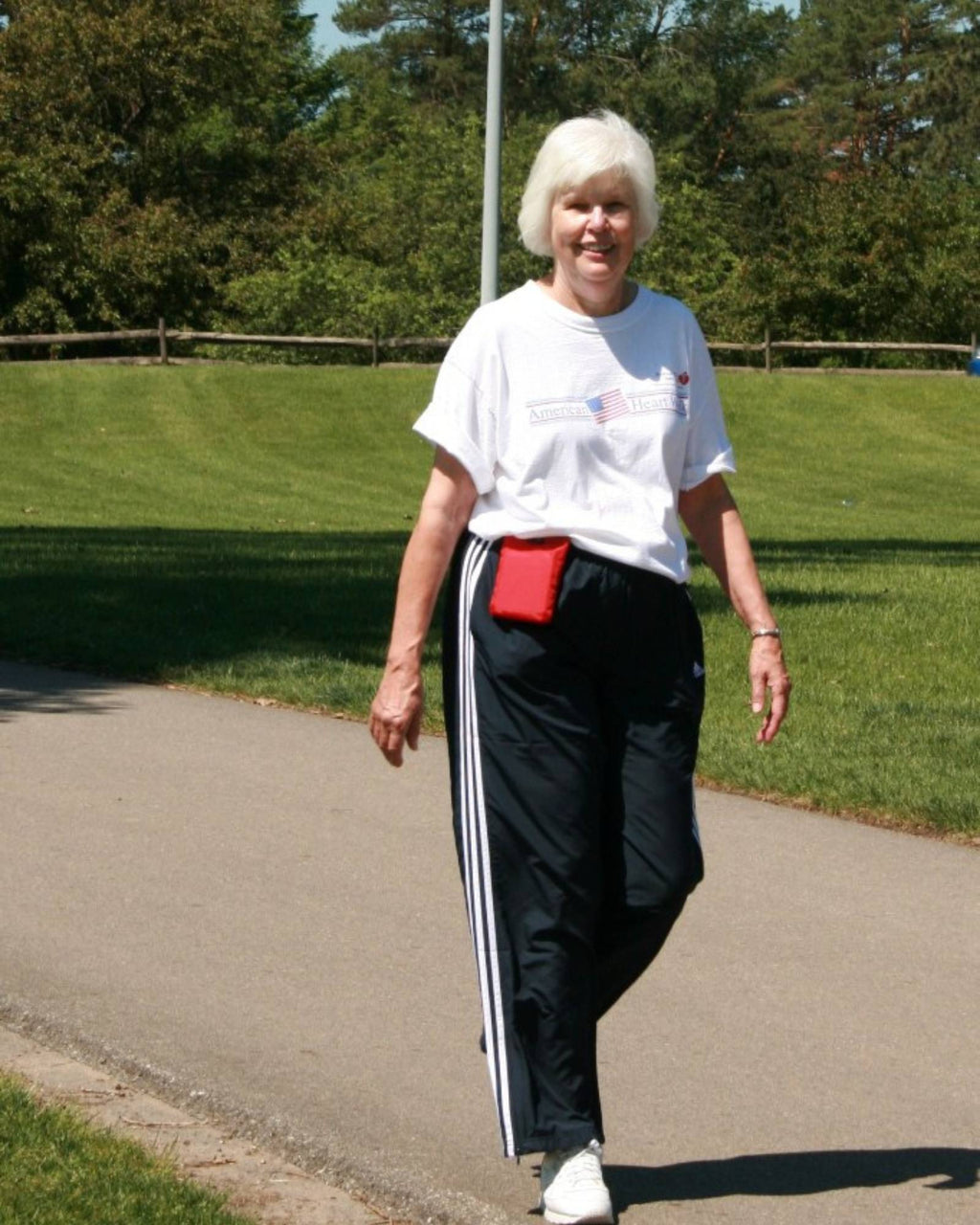 Medium | 4¼" W × 6" H