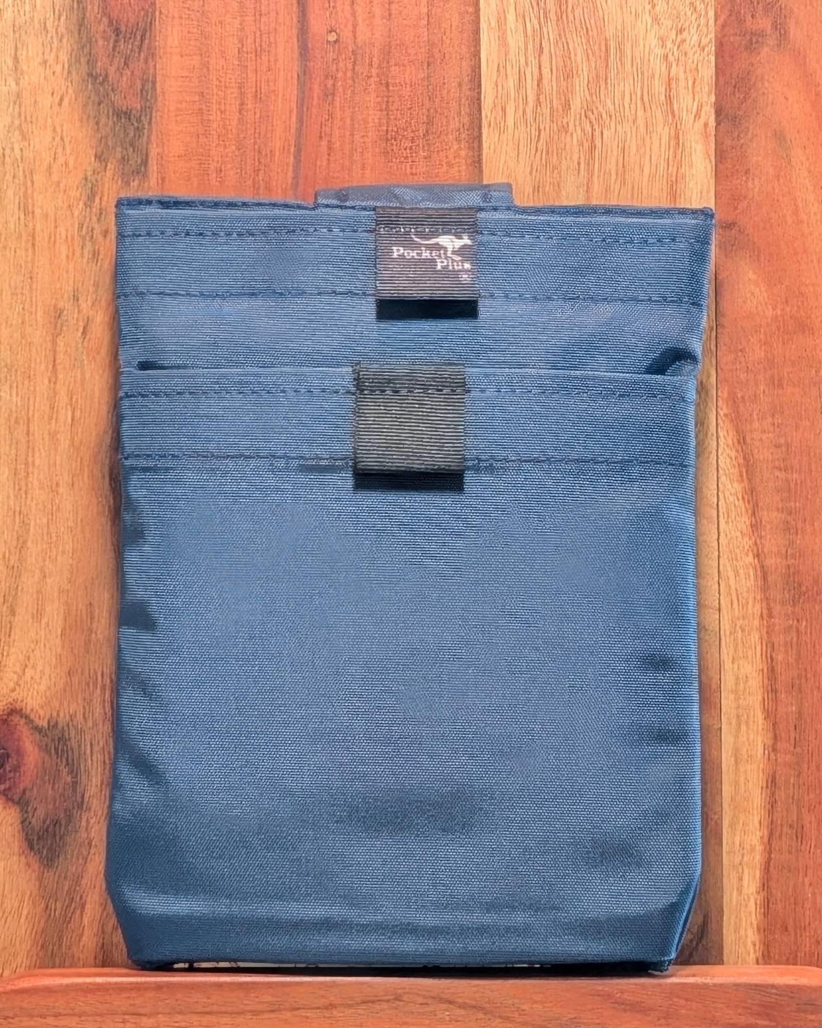 Large | 5½" W × 7¼" H