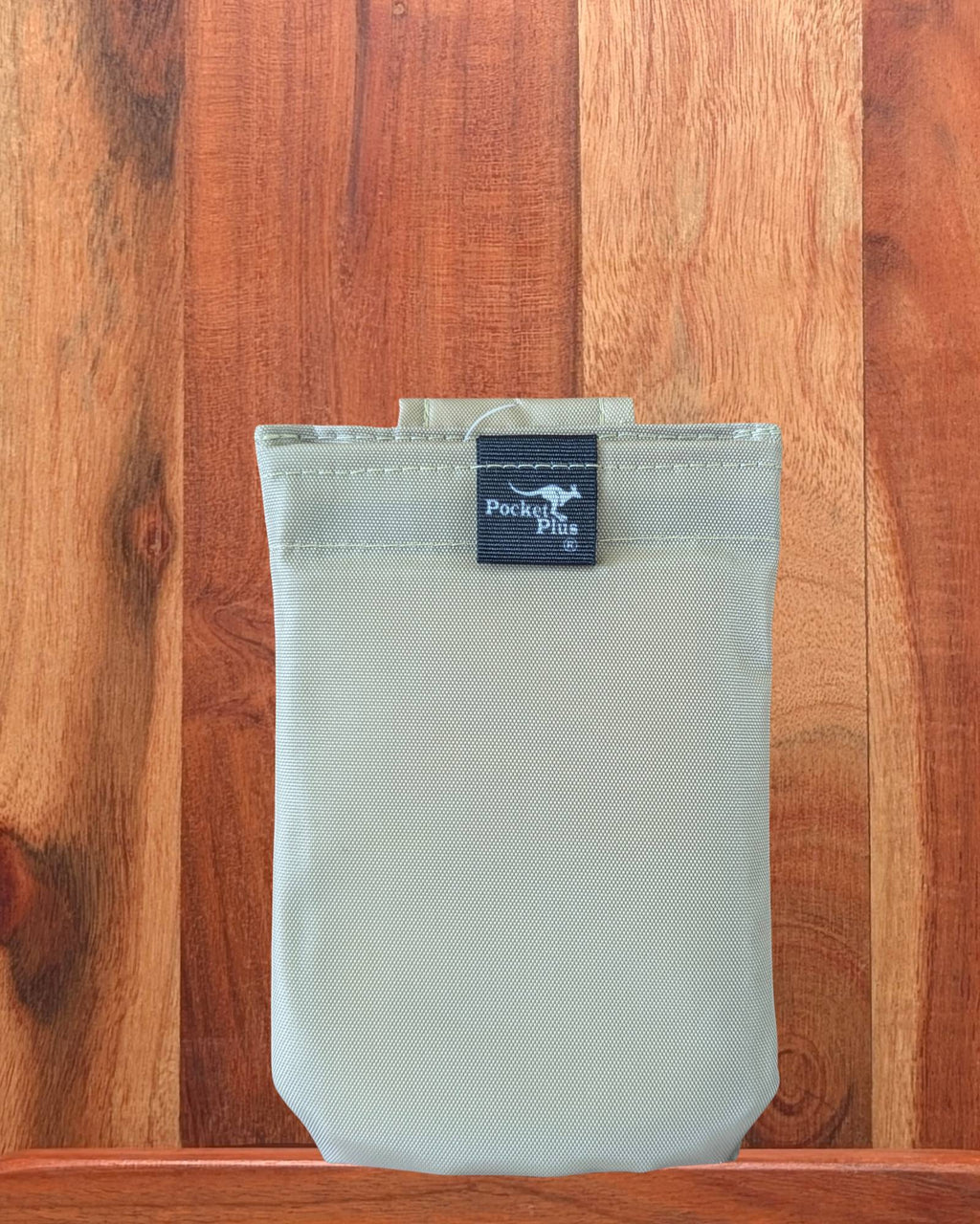 Medium | 4¼" W × 6" H