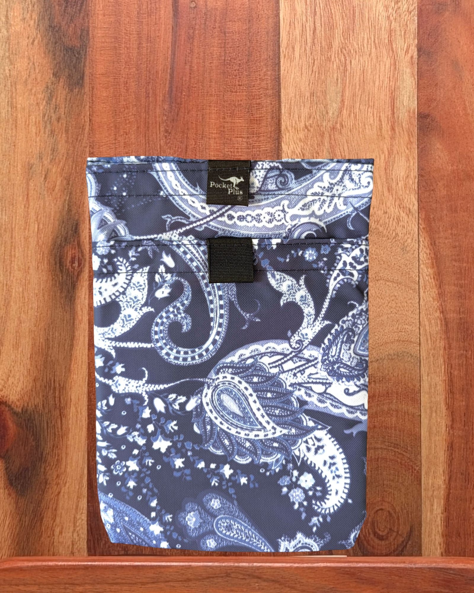 Extra Large | 6½" W × 9¼" H