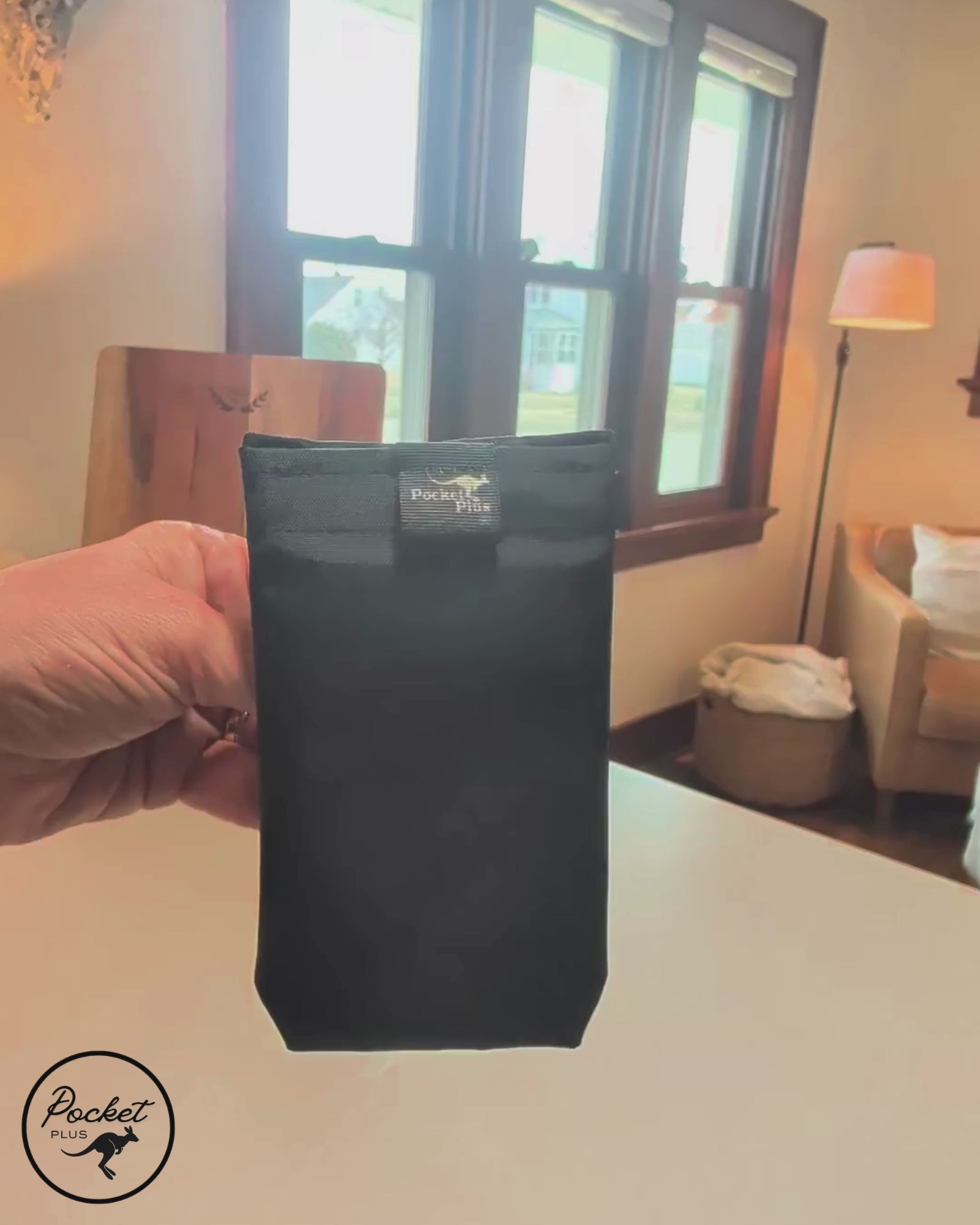 Small | 3⅝" W × 6" H